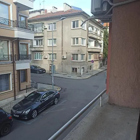Апартамент александр 1 Бургас